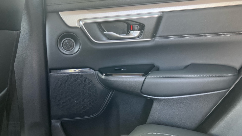 Honda CR-V 2.0 i-MMD Hybrid SR 5dr eCVT Hybrid Estate - Image 21