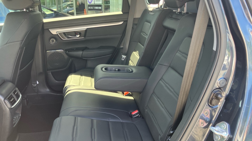 Honda CR-V 2.0 i-MMD Hybrid SR 5dr eCVT Hybrid Estate - Image 23