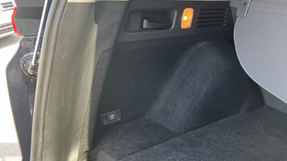 Honda CR-V 2.0 i-MMD Hybrid SR 5dr eCVT Hybrid Estate - Image 25
