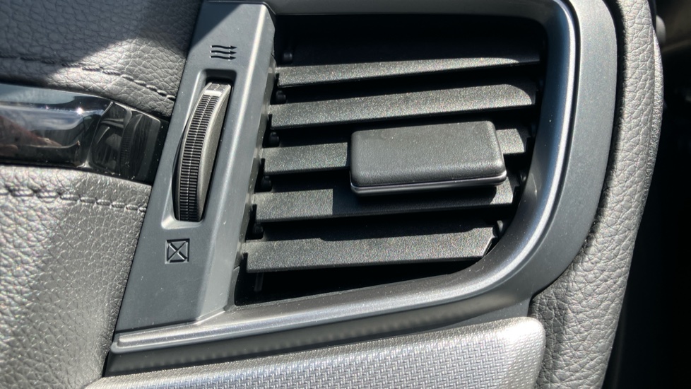 Honda CR-V 2.0 i-MMD Hybrid SR 5dr eCVT Hybrid Estate - Image 36