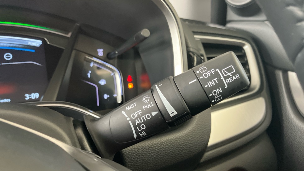 Honda CR-V 2.0 i-MMD Hybrid SR 5dr eCVT Hybrid Estate - Image 44