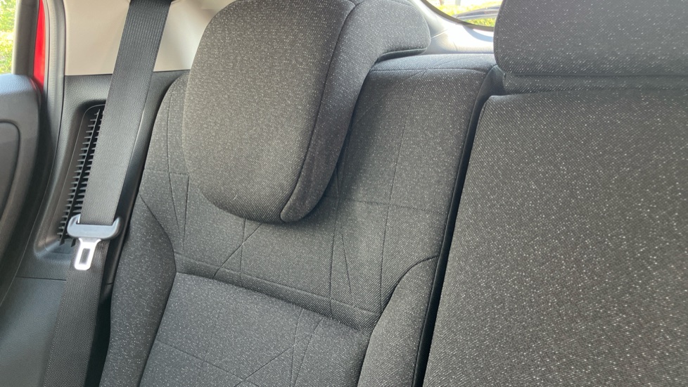 Honda HR-V 1.5 eHEV Elegance 5dr CVT Hybrid Hatchback - Image 19
