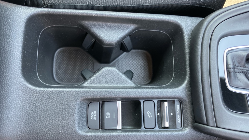 Honda HR-V 1.5 eHEV Elegance 5dr CVT Hybrid Hatchback - Image 20