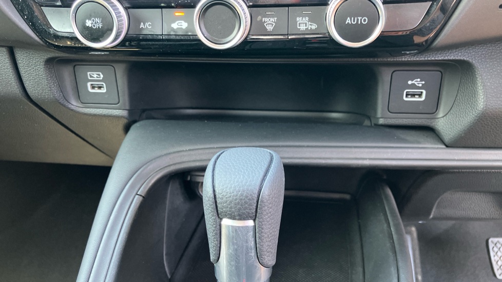 Honda HR-V 1.5 eHEV Elegance 5dr CVT Hybrid Hatchback - Image 35