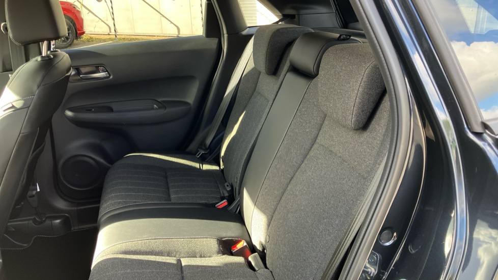 Honda Jazz 1.5 i-MMD Hybrid Advance 5dr eCVT Hybrid Hatchback - Image 8