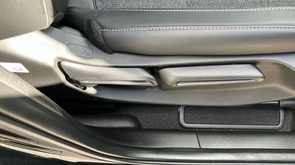 Honda Jazz 1.5 i-MMD Hybrid Advance 5dr eCVT Hybrid Hatchback - Image 30