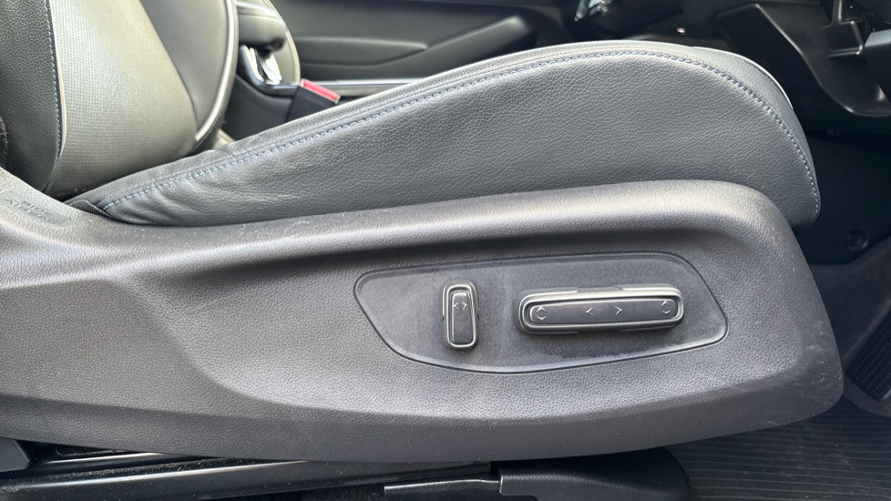 Honda E Ny1 150kW Elegance 69kWh 5dr Auto Electric Hatchback - Image 34