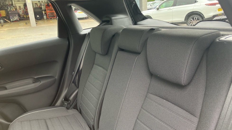 Honda Jazz 1.5 i-MMD Hybrid Crosstar Advance 5dr eCVT Hybrid Hatchback - Image 8
