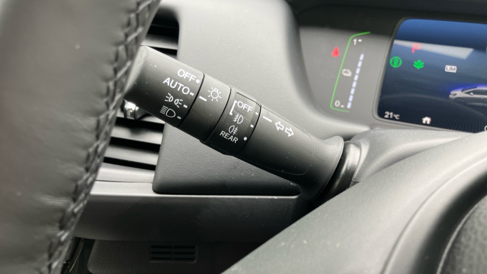 Honda Jazz 1.5 i-MMD Hybrid Crosstar Advance 5dr eCVT Hybrid Hatchback - Image 31