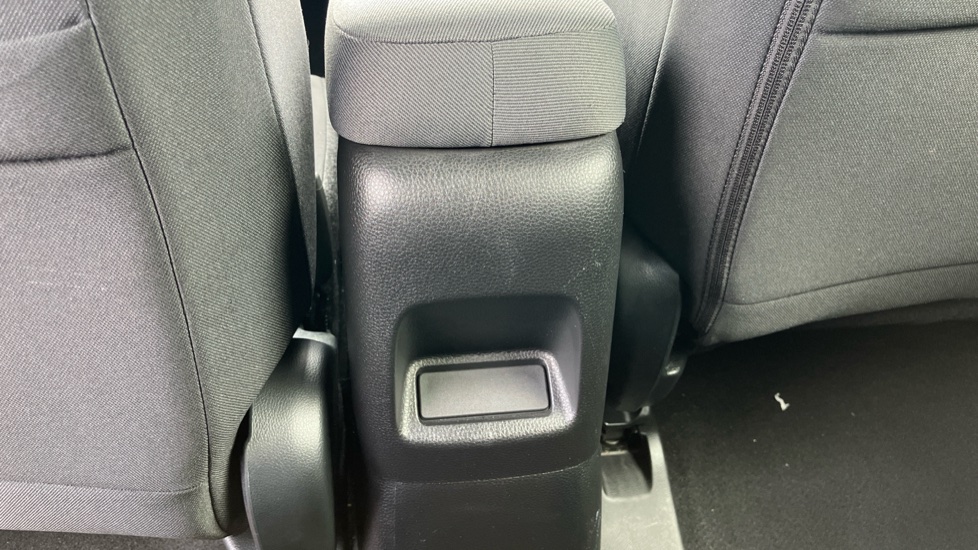 Honda Jazz 1.5 i-MMD Hybrid Elegance 5dr eCVT Hybrid Hatchback - Image 13