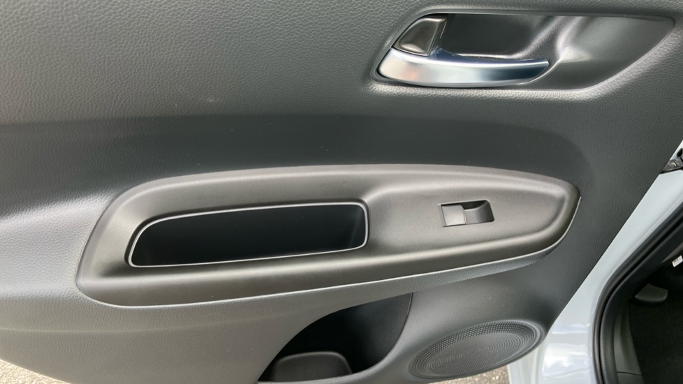 Honda Jazz 1.5 i-MMD Hybrid Elegance 5dr eCVT Hybrid Hatchback - Image 14