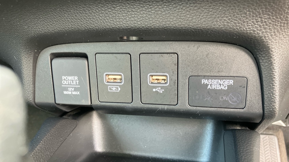 Honda Jazz 1.5 i-MMD Hybrid Elegance 5dr eCVT Hybrid Hatchback - Image 23