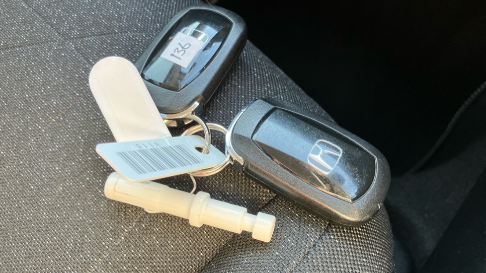 Honda HR-V 1.5 eHEV Elegance 5dr CVT Hybrid Hatchback - Image 27