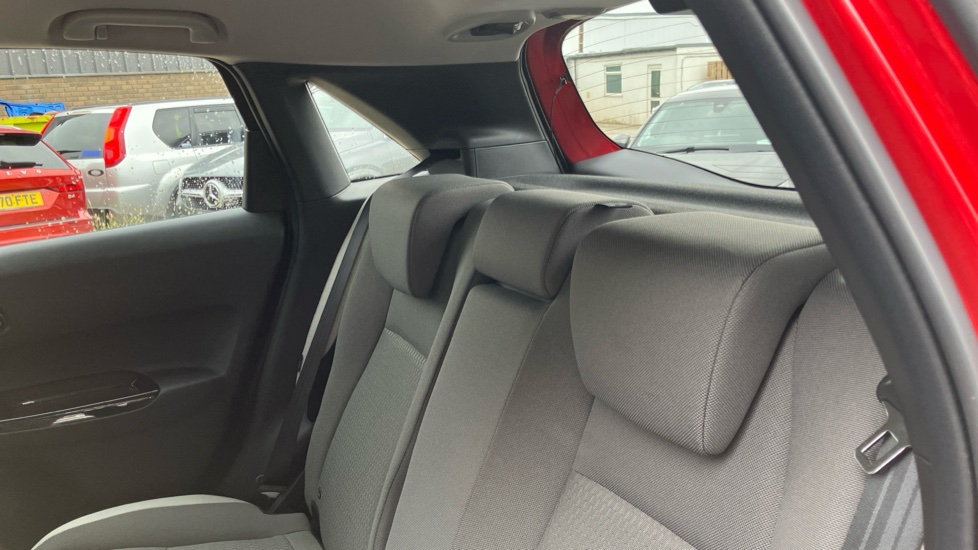 Honda Jazz 1.5 i-MMD Hybrid Crosstar EX 5dr eCVT Hybrid Hatchback - Image 8