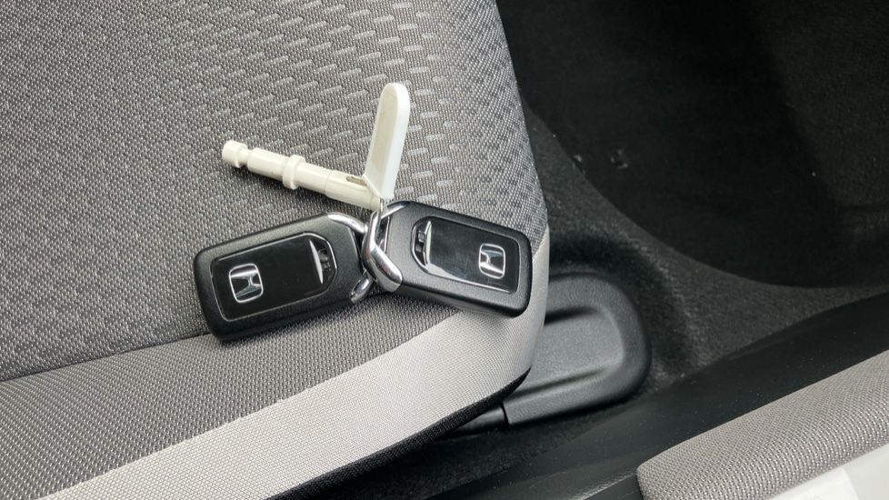 Honda Jazz 1.5 i-MMD Hybrid Crosstar EX 5dr eCVT Hybrid Hatchback - Image 36