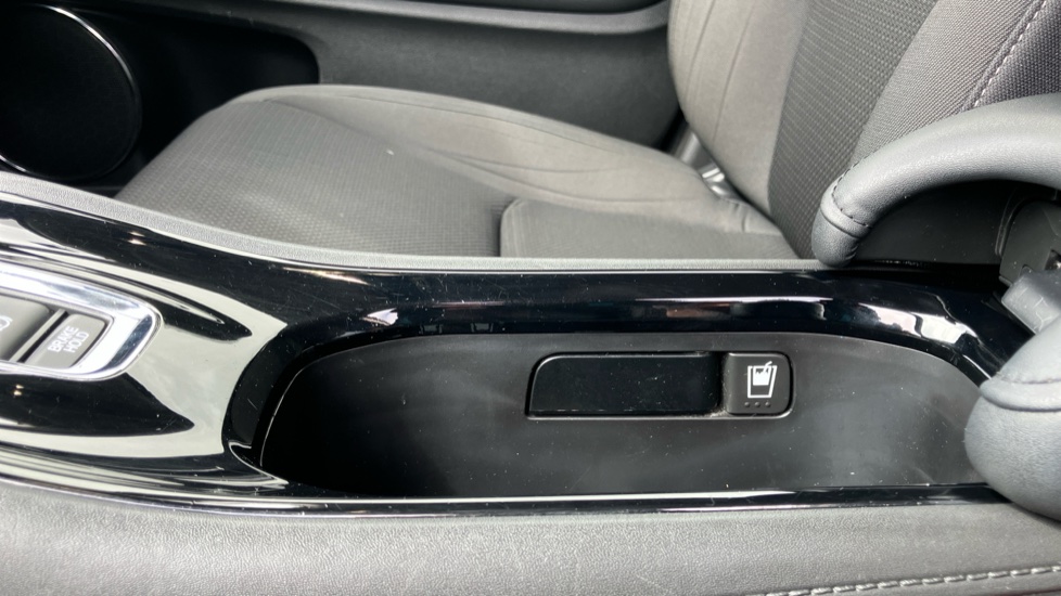 Honda HR-V 1.5 i-VTEC SE 5dr Petrol Hatchback - Image 13