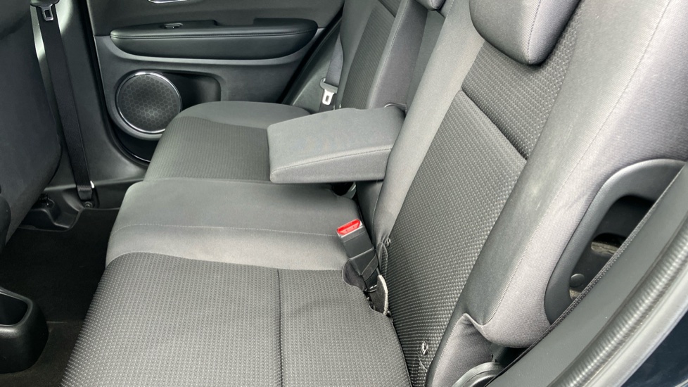 Honda HR-V 1.5 i-VTEC SE 5dr Petrol Hatchback - Image 21