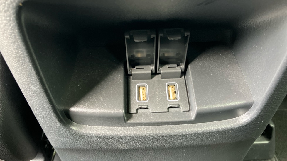 Honda CR-V 2.0 i-MMD Hybrid EX 5dr eCVT Hybrid Estate - Image 14