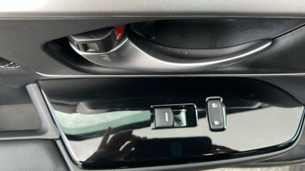 Honda CR-V 2.0 i-MMD Hybrid EX 5dr eCVT Hybrid Estate - Image 22