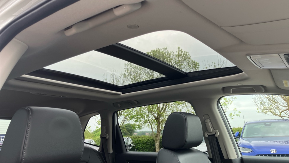 Honda CR-V 2.0 eHEV Elegance 5dr eCVT Hybrid Estate - Image 38