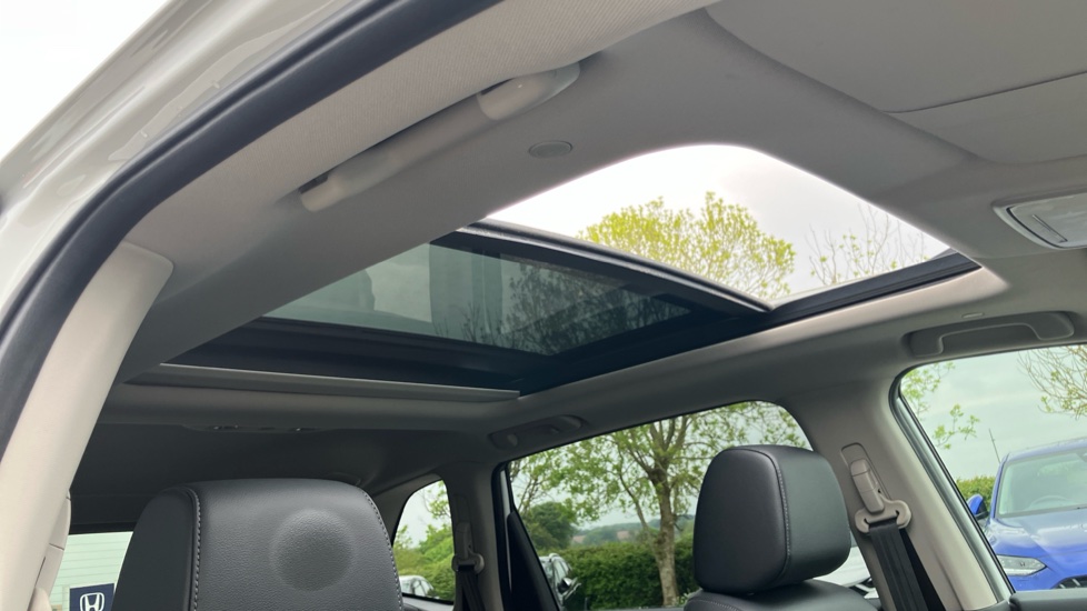 Honda CR-V 2.0 eHEV Elegance 5dr eCVT Hybrid Estate - Image 39