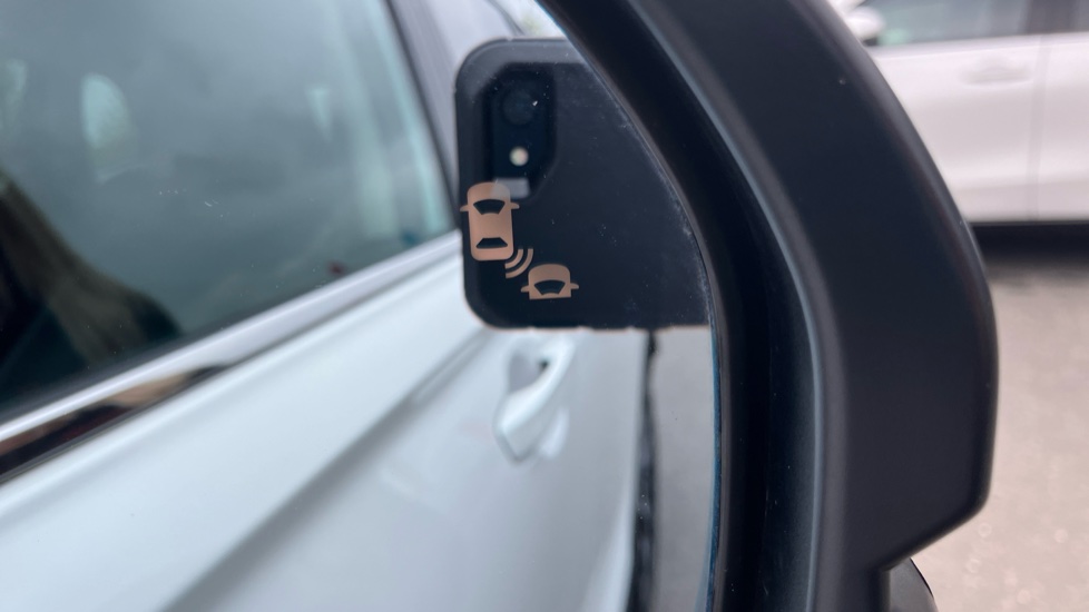 Honda CR-V 2.0 eHEV Elegance 5dr eCVT Hybrid Estate - Image 51