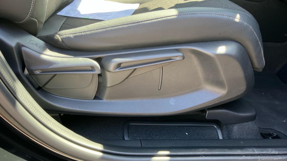 Honda HR-V 1.5 eHEV Advance 5dr CVT Hybrid Hatchback - Image 16