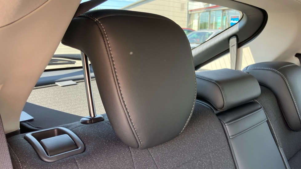 Honda HR-V 1.5 eHEV Advance 5dr CVT Hybrid Hatchback - Image 34
