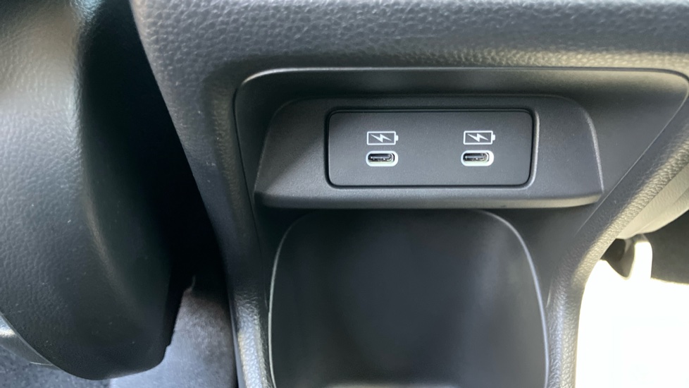 Honda HR-V 1.5 eHEV Advance 5dr CVT Hybrid Hatchback - Image 38