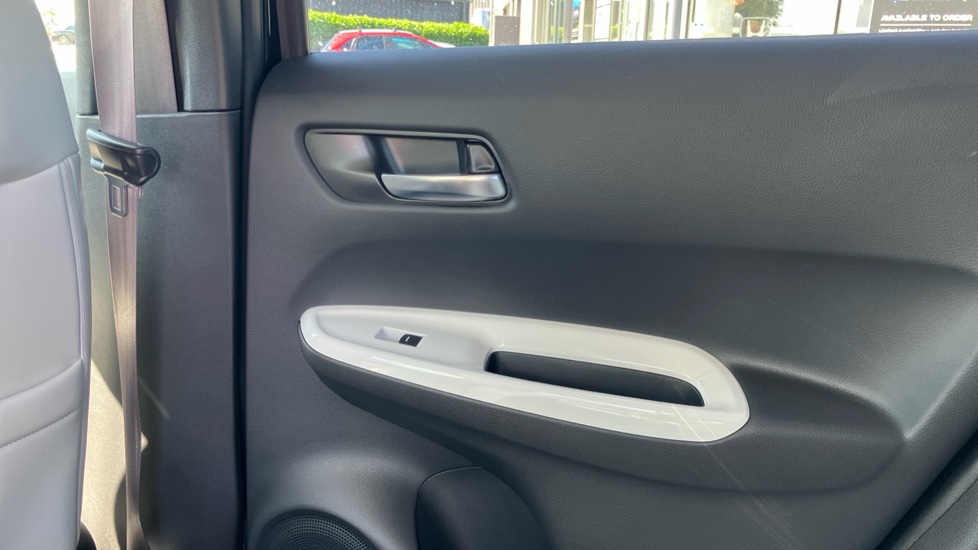 Honda Jazz 1.5 i-MMD Hybrid EX 5dr eCVT Hybrid Hatchback - Image 13