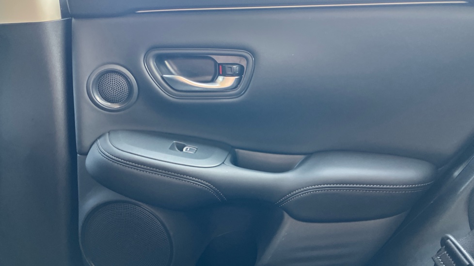 Honda Zr-V 2.0 eHEV Elegance 5dr CVT Hybrid Estate - Image 15