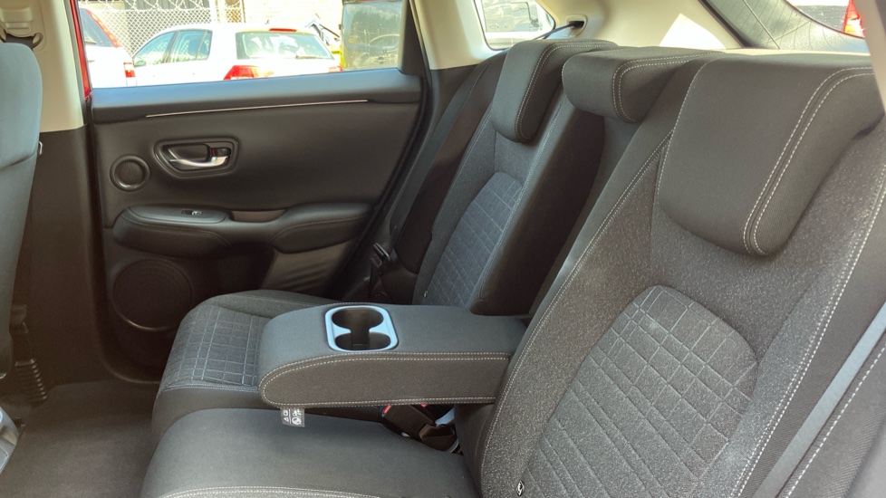 Honda Zr-V 2.0 eHEV Elegance 5dr CVT Hybrid Estate - Image 20
