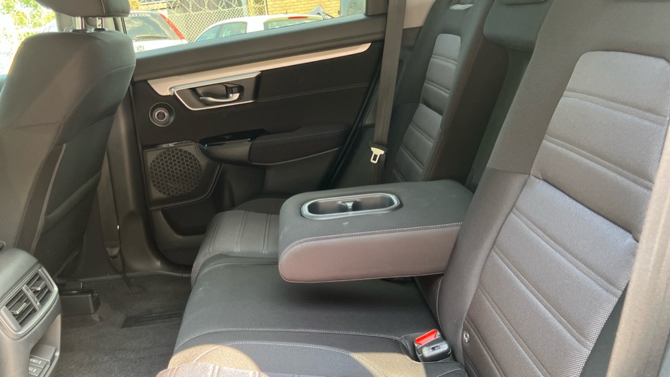 Honda CR-V 2.0 i-MMD Hybrid SE 2WD 5dr eCVT Hybrid Estate - Image 19
