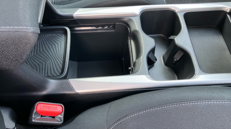 Honda CR-V 2.0 i-MMD Hybrid SE 2WD 5dr eCVT Hybrid Estate - Image 29