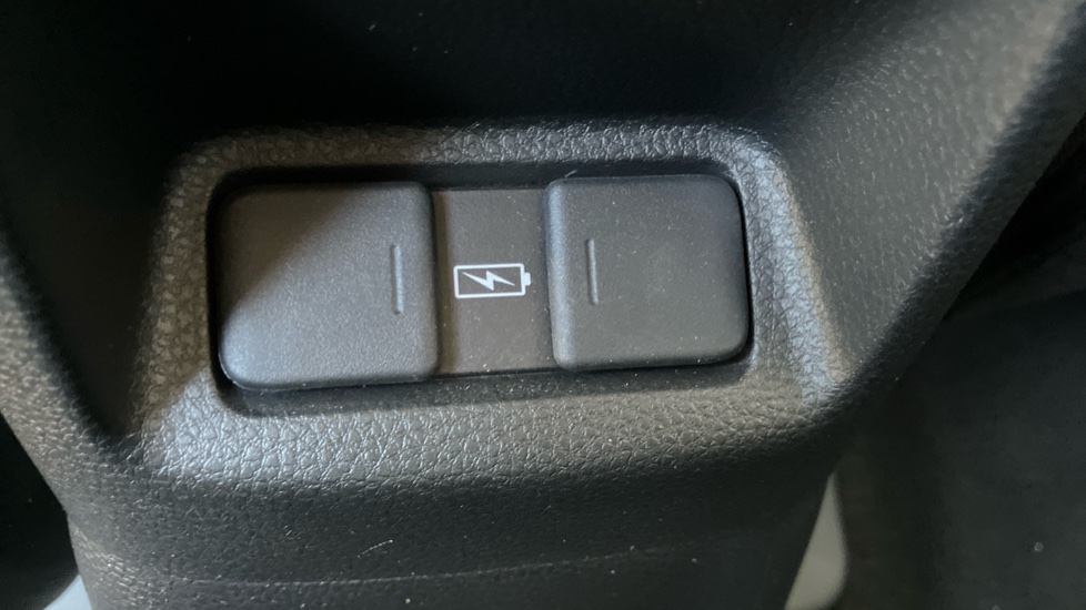 Honda Jazz 1.5 i-MMD Hybrid Crosstar EX 5dr eCVT Hybrid Hatchback - Image 16