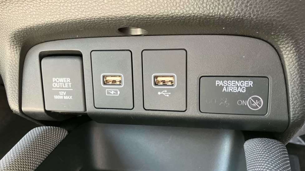 Honda Jazz 1.5 i-MMD Hybrid Crosstar EX 5dr eCVT Hybrid Hatchback - Image 30