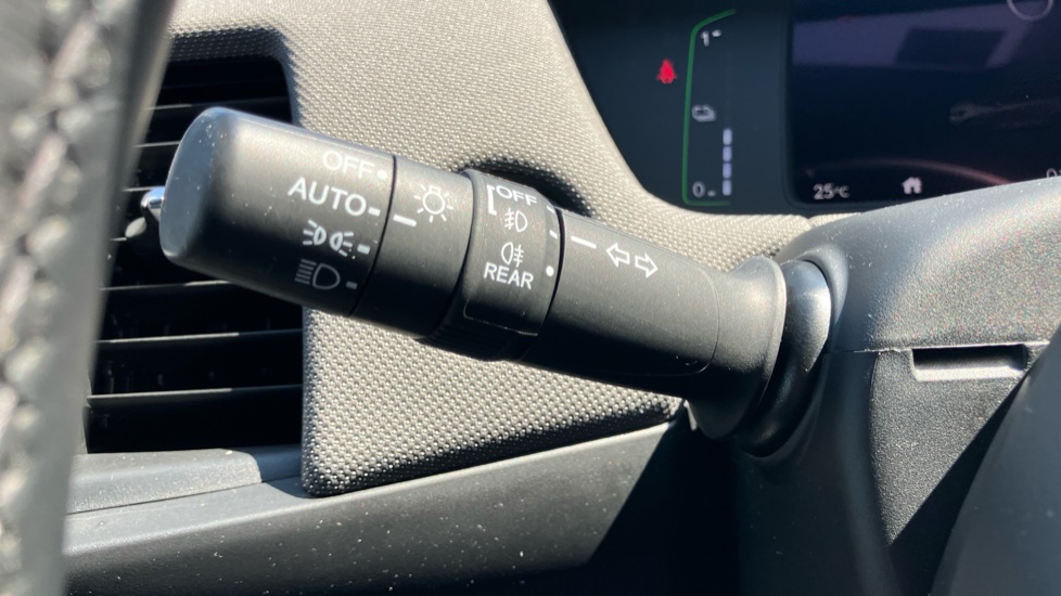 Honda Jazz 1.5 i-MMD Hybrid Crosstar EX 5dr eCVT Hybrid Hatchback - Image 32