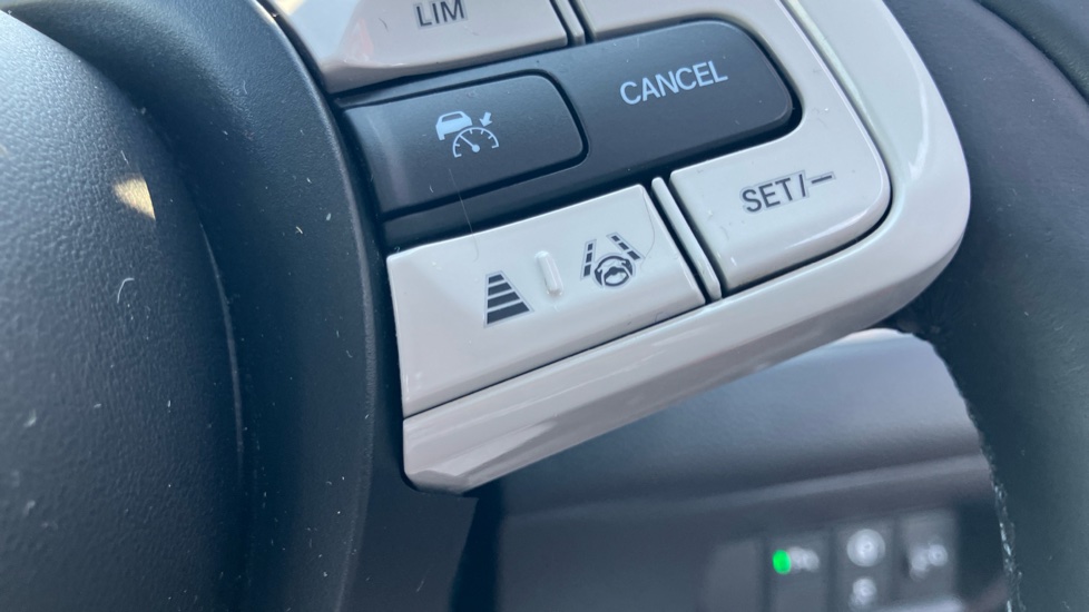Honda Jazz 1.5 i-MMD Hybrid Crosstar EX 5dr eCVT Hybrid Hatchback - Image 33