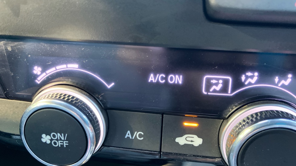 Honda Jazz 1.5 i-MMD Hybrid Crosstar EX 5dr eCVT Hybrid Hatchback - Image 39