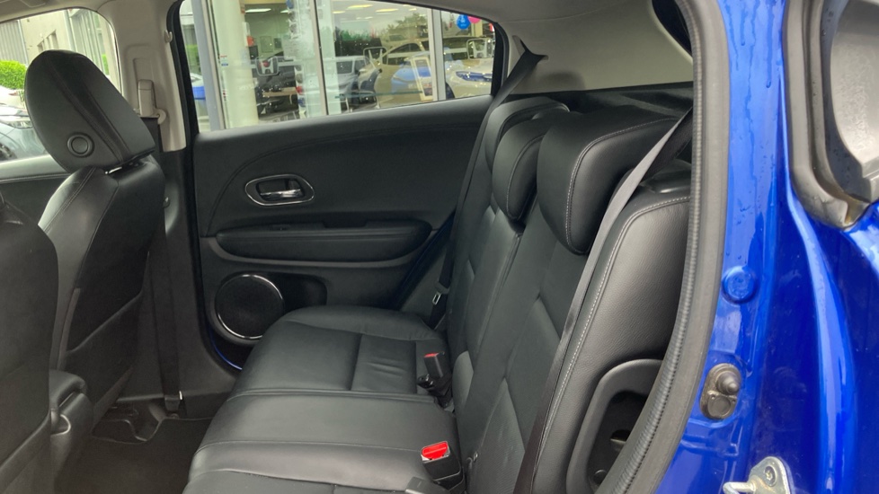 Honda HR-V 1.5 i-VTEC EX 5dr Petrol Hatchback - Image 8