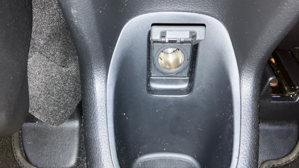 Honda HR-V 1.5 i-VTEC EX 5dr Petrol Hatchback - Image 21