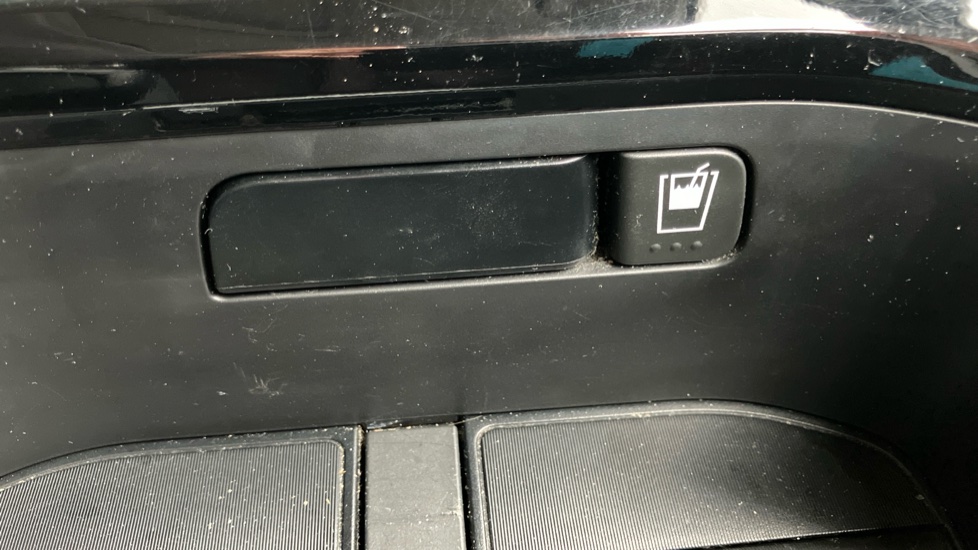 Honda HR-V 1.5 i-VTEC EX 5dr Petrol Hatchback - Image 34