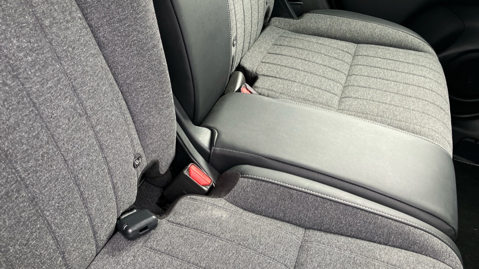 Honda Jazz 1.5 i-MMD Hybrid SR 5dr eCVT Hybrid Hatchback - Image 14