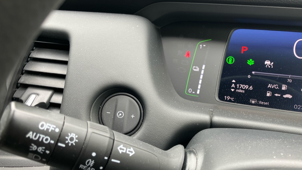 Honda Jazz 1.5 i-MMD Hybrid SR 5dr eCVT Hybrid Hatchback - Image 37