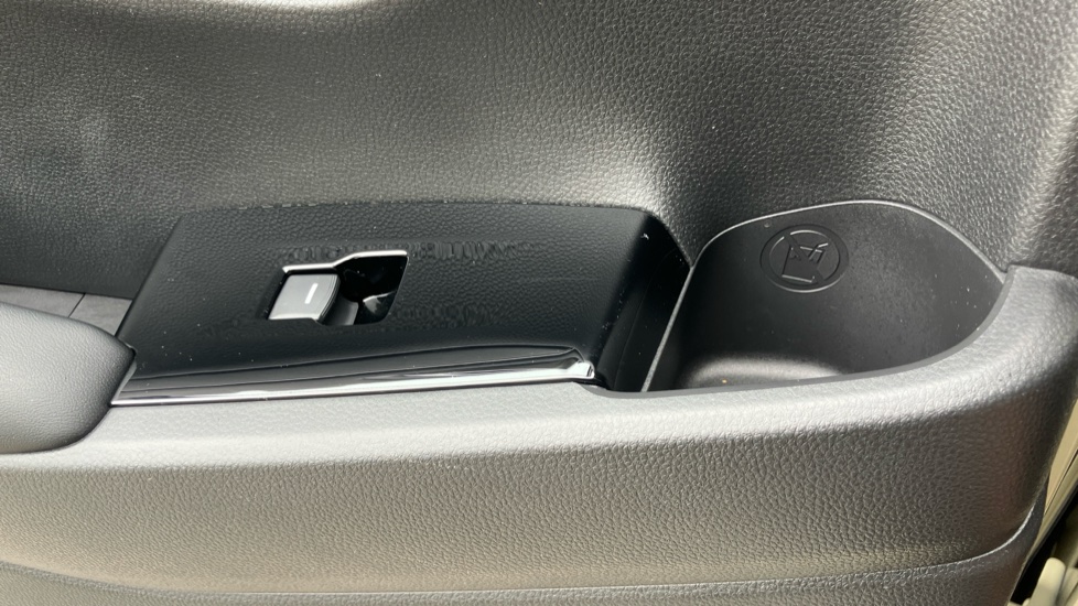 Honda HR-V 1.5 eHEV Advance 5dr CVT Hybrid Hatchback - Image 14