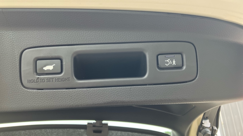 Honda HR-V 1.5 eHEV Advance 5dr CVT Hybrid Hatchback - Image 19