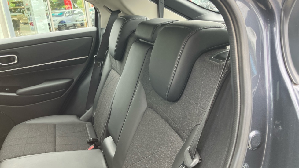 Honda HR-V 1.5 eHEV Advance 5dr CVT Hybrid Hatchback - Image 8