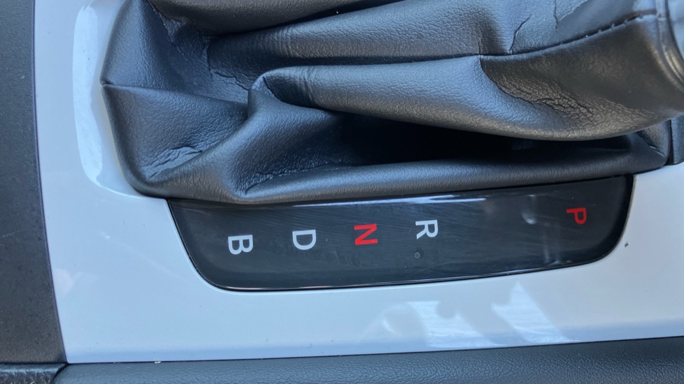 Honda Jazz 1.5 i-MMD Hybrid Advance 5dr eCVT Hybrid Hatchback - Image 41