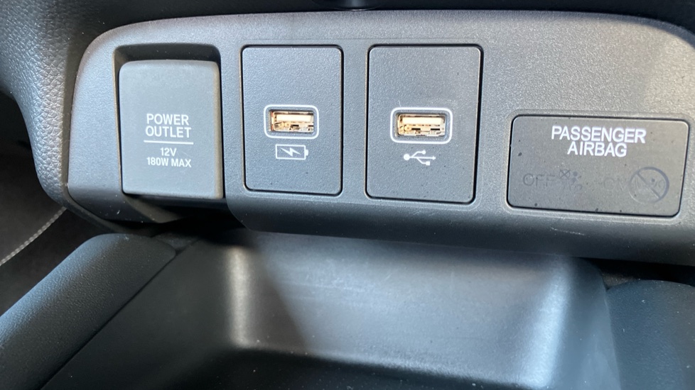 Honda Jazz 1.5 i-MMD Hybrid Advance 5dr eCVT Hybrid Hatchback - Image 42