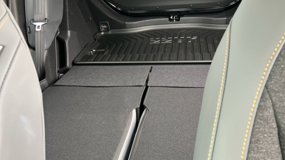 Honda Jazz 1.5 i-MMD Hybrid Advance Sport 5dr eCVT Hybrid Hatchback - Image 19